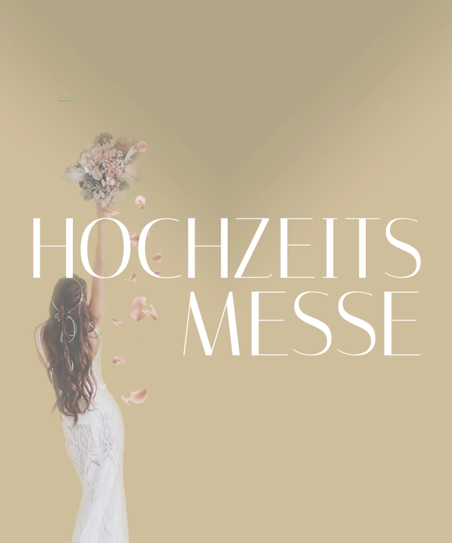 Braut mit Brautstrauß und Hochzeitsmesse Schriftzug auf beigem Hintergrund